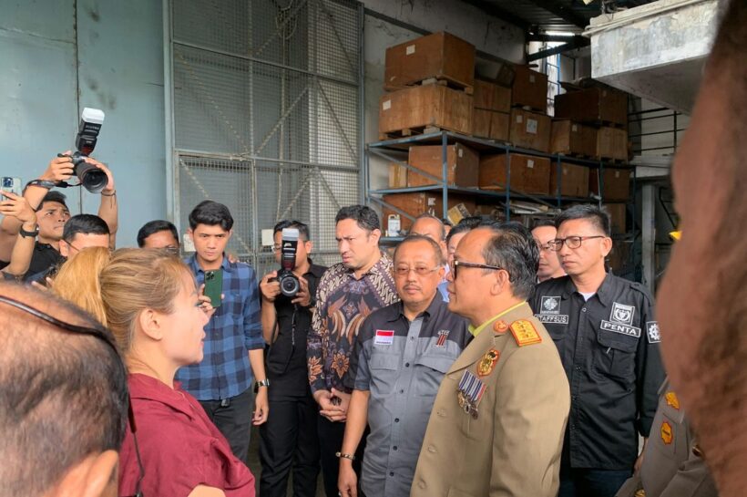 Wamenaker Gebrak Meja Saat Sidak Pabrik Milik Jan Hwa Diana Wamenaker